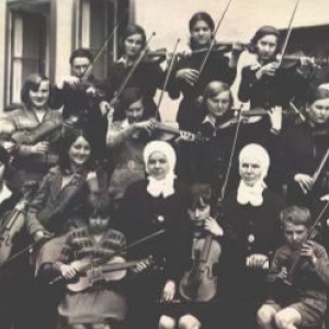 Sarajevo - zavod sv. josipa, violinistice (1930.)