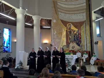 Sestre i novakinje posjetile župu Pohoda Blažene Djevice Marije u Sisku