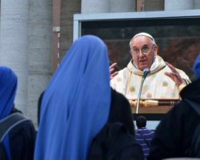 Apostolsko pismo Svetog Oca Franje svim posvećenim osobama u prigodi Godine posvećenog života Apostolsko pismo Svetog Oca Franje svim posvećenim osobama u prigodi Godine posvećenog života