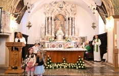 „Pismo za časne“ - čestitka gospođe Dubravke Uroda sestrama u Kastvu povodom 50. obljetnice dolaska