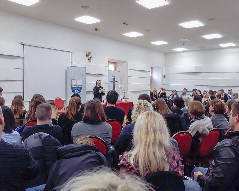 s. Ozana Krajačić održala predavanje na duhovnoj obnovi za prosvjetne djelatnike Sisačke biskupije s. Ozana Krajačić održala predavanje na duhovnoj obnovi za prosvjetne djelatnike Sisačke biskupije