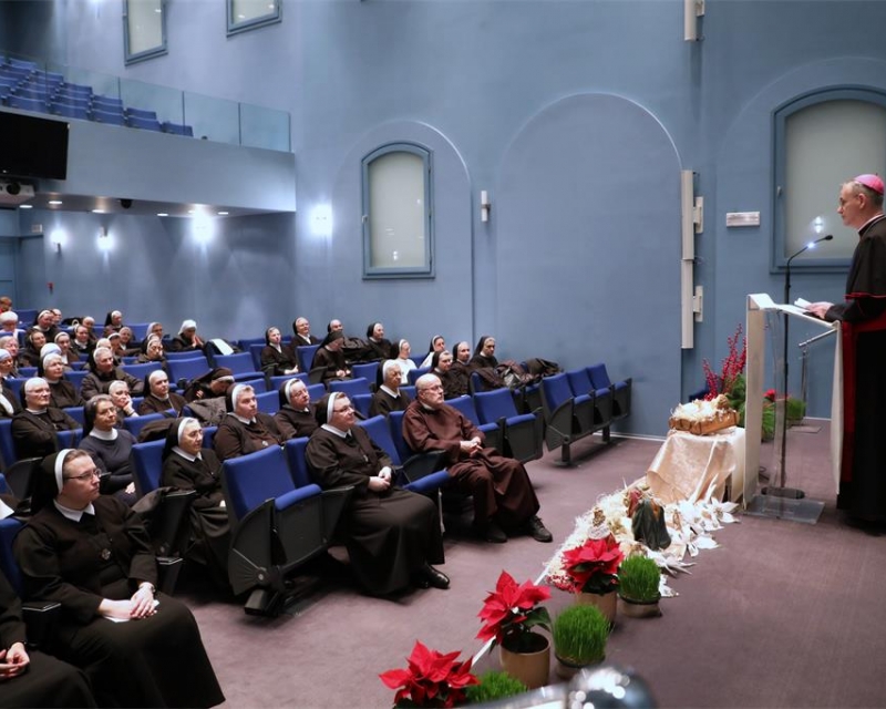 Održan predbožićni susret nadbiskupa Kutleše s redovnicama Zagrebačke nadbiskupije