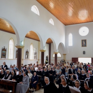 Proslava u albaniji (15)