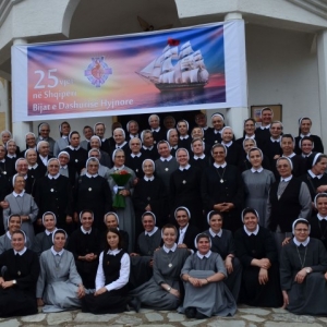 Proslava u albaniji (24)