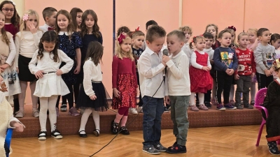 Bozicna priredba (9)