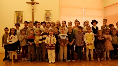 Zahvala-bogu-za-plodove-zemlje-i-blagoslov-kruha (6)