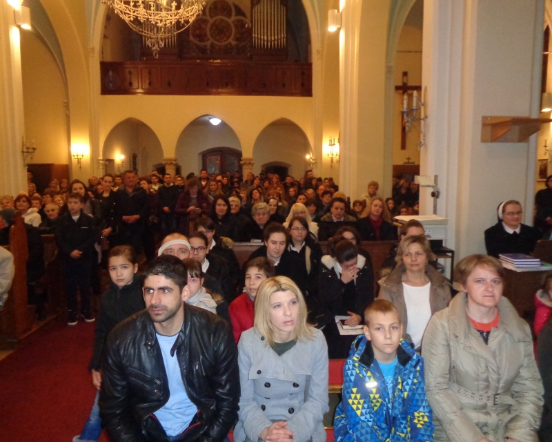 Kandidatice i postulantice u pratnji s. Tee i s. Cecilije posjetile župu sv. Martina u Dugom Selu