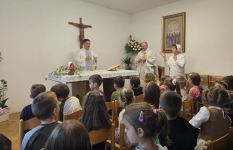 Vrtić Anđeli u Novom Travniku proslavio je spomendan Svetih Anđela Čuvara