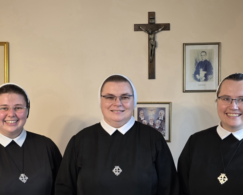 Čestitamo našim diplomanticama: s. Marijani Novosel i s. Katarini Pendeš