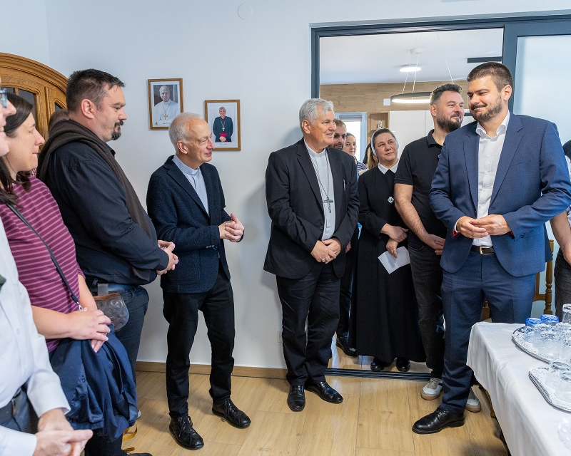 Sudionici skupa Caritas Europe u posjetili Samostan Sv. Križa u Petrinji