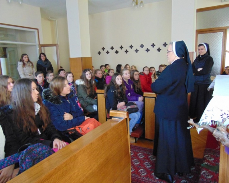 Posjet učenika škole Sveti Petar Orehovec samostanu Kćeri Božje ljubavi u Novoj vesi