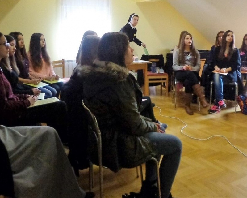 U samostanu u Sv. Iliji održana duhovna obnova za krizmanice U samostanu u Sv. Iliji održana duhovna obnova za krizmanice